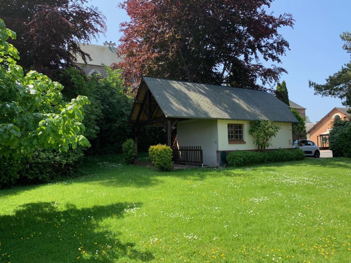 Wijitta Villa Auquemesnil ภายนอก รูปภาพ
